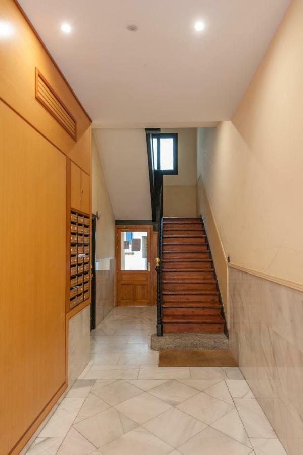 Guernica I Apartment Madrid Exterior photo